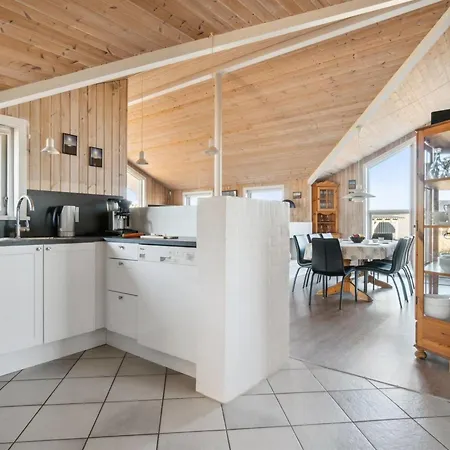 Ode - 350m From The Sea By Interhome Feriehus